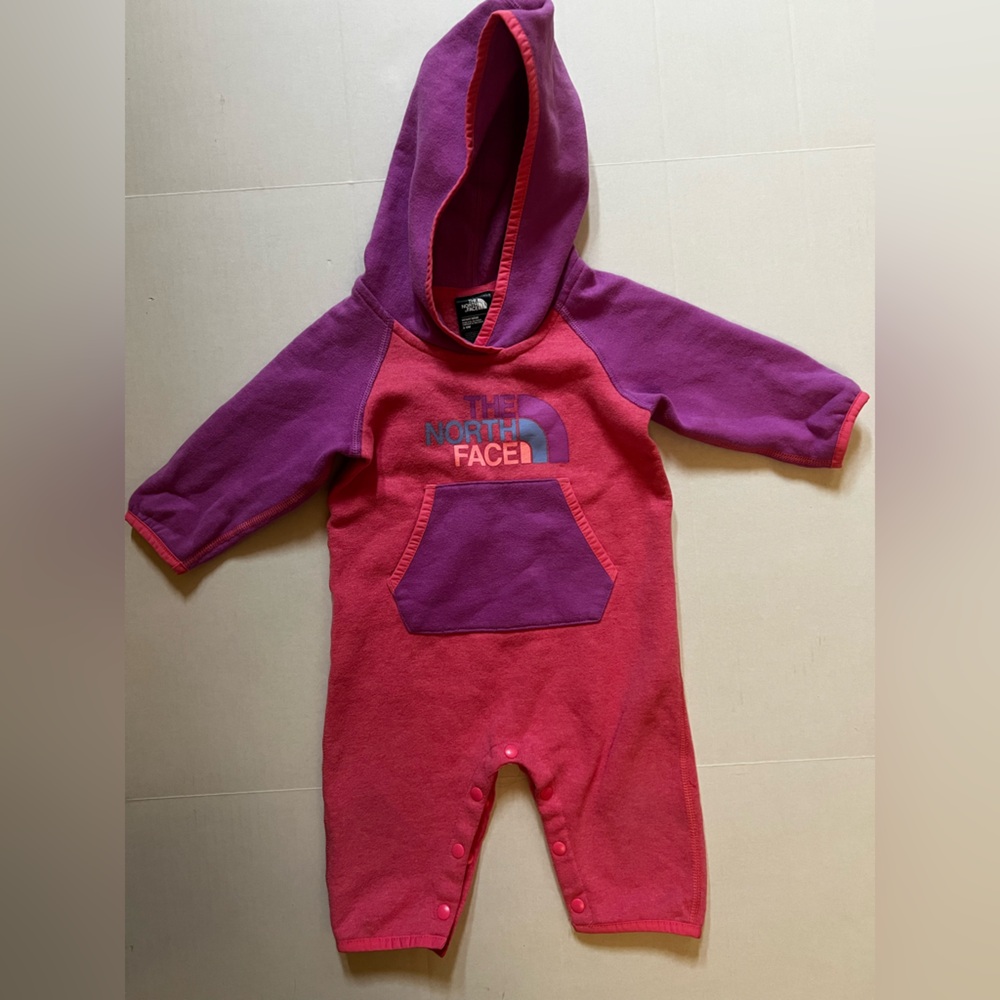 The North Face Pink and Purple Infant Jumpsuit Bunting Fleece